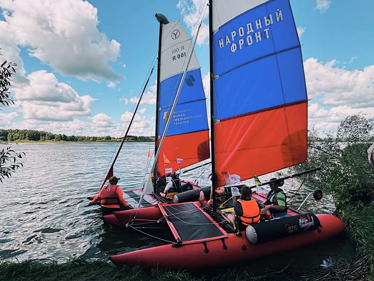 🌊 Тёплый летний день на берегу Истры подарил семьям участников СВО радость, отдых и но...