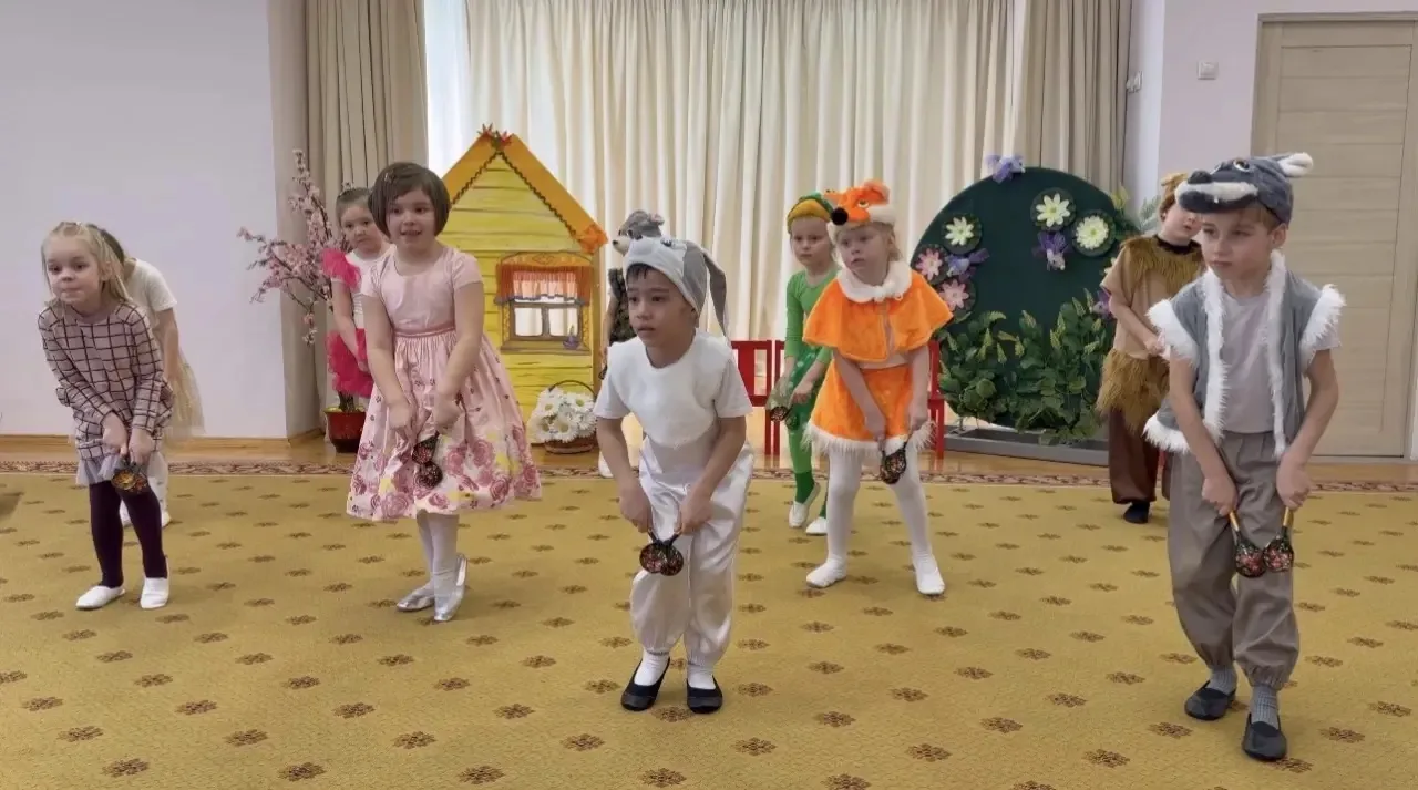 Теремок 🎭  Театрализованная деятельность в детском саду — это сложный инструмент развития эмоциональ