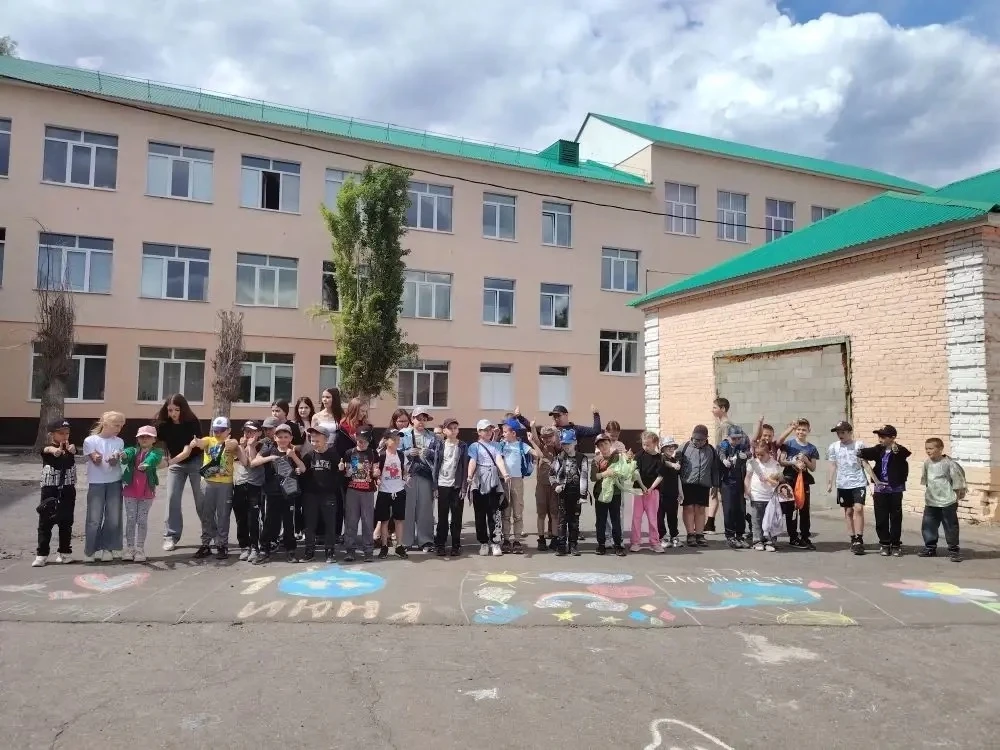 ☀️Детство, детство, ты куда спешишь? День, когда каждый ребёнок — защитник своей мечты!