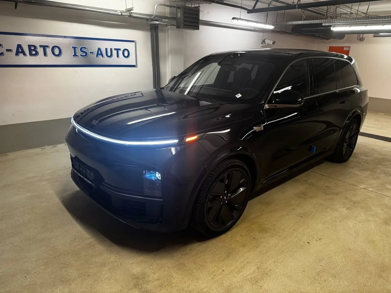Li Auto L9 1.5 AT, 2025 ( Ultra)

🔘 Описание: 
✅ Диски R21
✅ Зарядная станция
✅ Комплект ковров 
✅ 