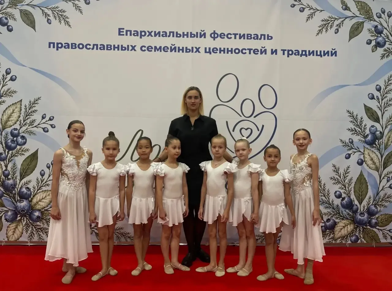 🎉 В спорткомплексе «Арктика» ❄️🏟️ состоялась торжественная церемония открытия весёлых...