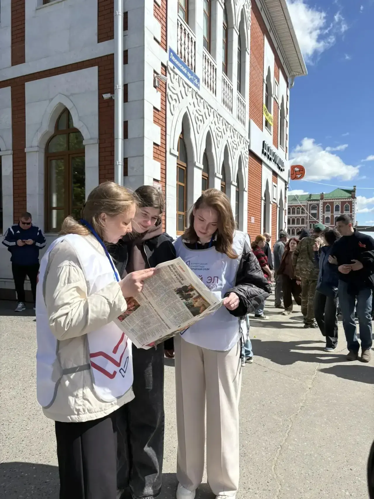 🌟 День Победы с заботой о будущем!  В этот особенный день, когда мы вспоминаем героев и благодарим в
