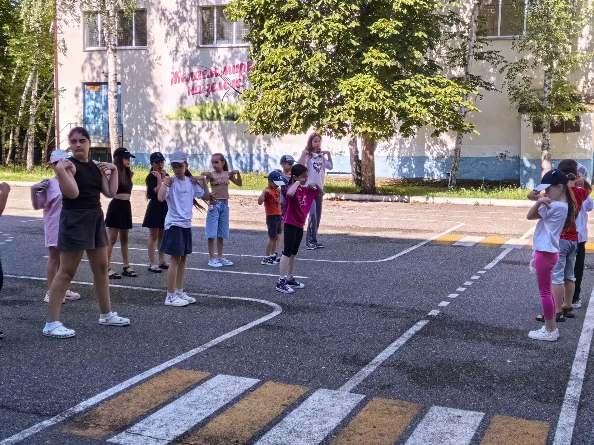 #20.07.2026
Веселые монстры и свежий воздух: хроники летнего  лагерного дня.
Новый день нашего лагер