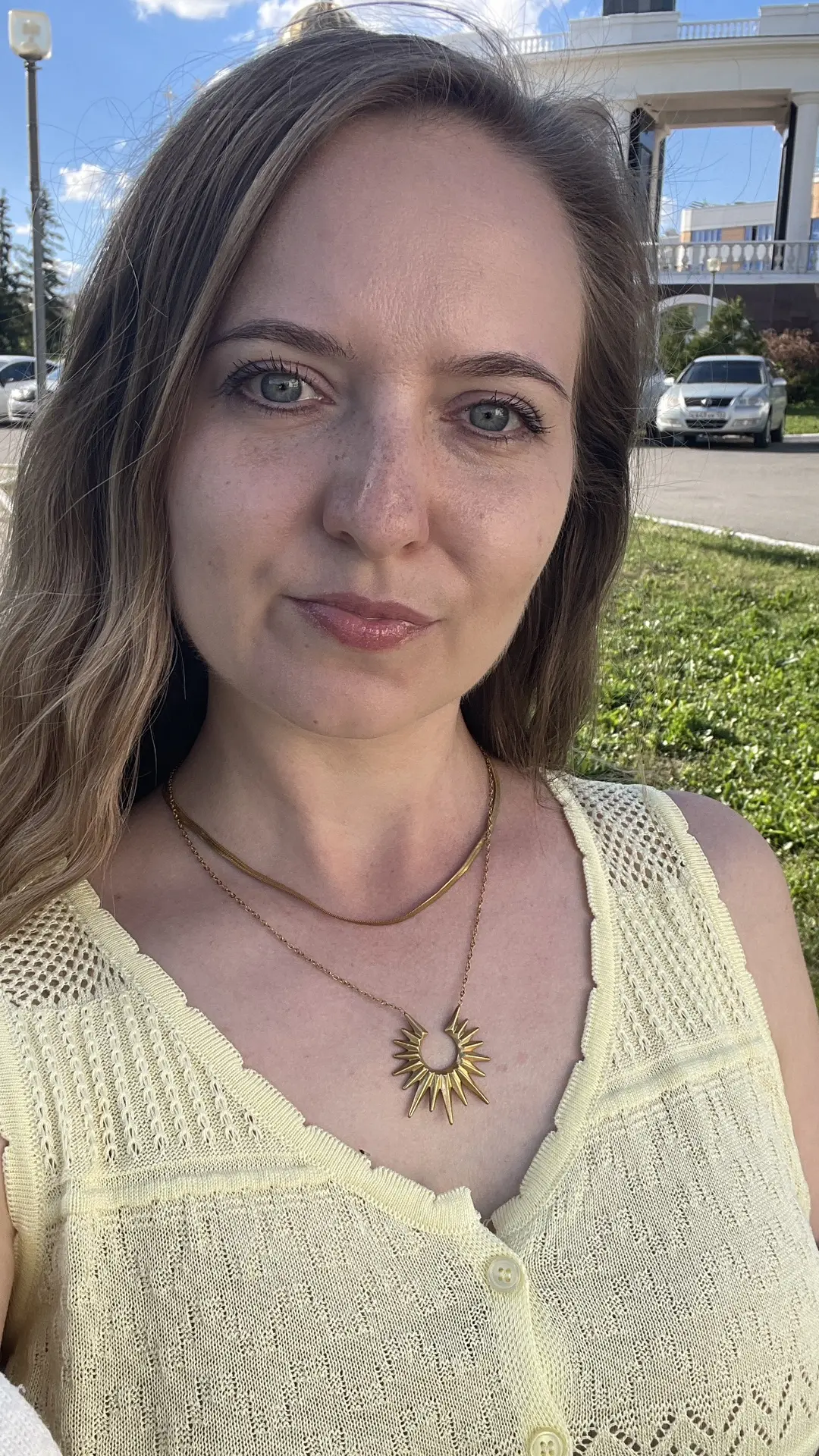 С Днём летнего солнцестояния, дорогие☀️
День, когда Высшие Силы особенно слышат наши желания! И имен