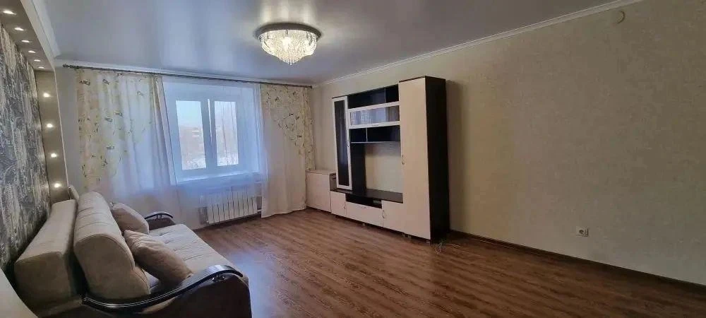 Г Казань Сдаём 1 комнатную квартиру в новом высотном доме по улице БОНДАРЕНКО, 3 Б. В шаговой доступ