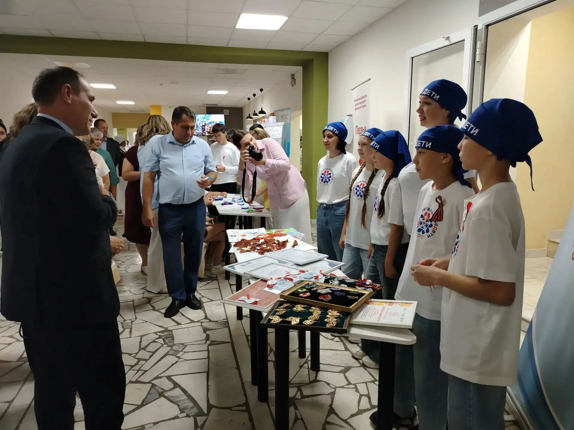 Волонтёры Республиканского антинаркотического проекта "SaMoSтоятельные дети" из отряда "Новое Поколе