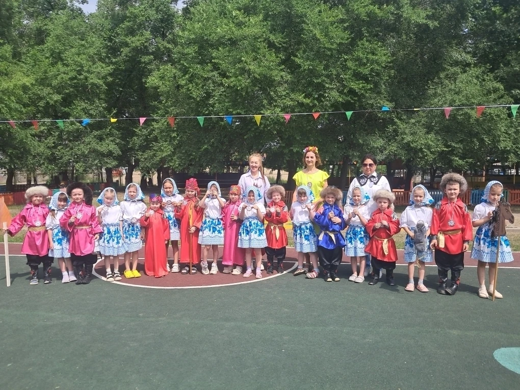 🎉🎉🎉 ФЕСТИВАЛЬ народных игр- в Честь Года единства народов России !!!

💥25 июня в нашем детском с