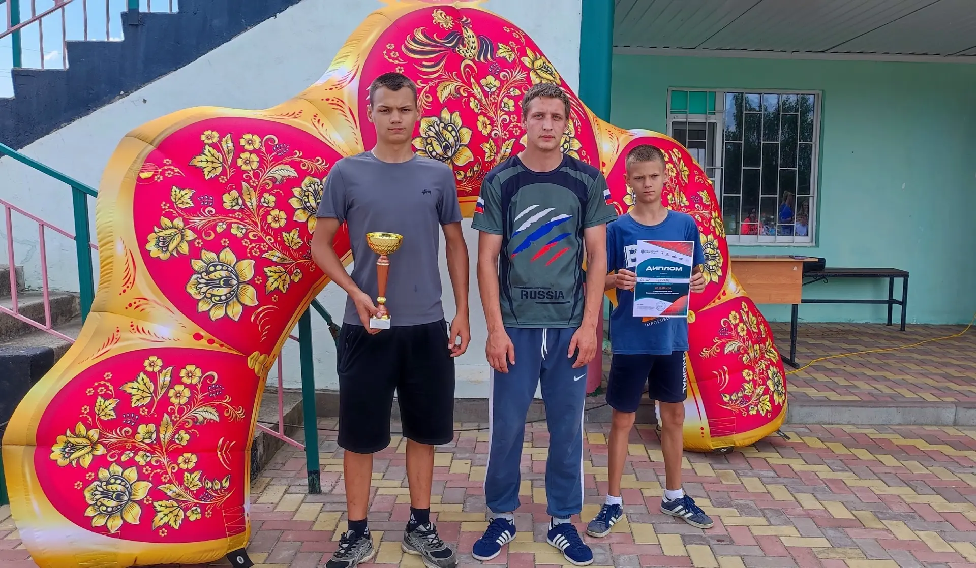 🥉Сегодня в рамках спортивно-патриотических соревнований «Семейная зарница» семья Суховых заняла поч