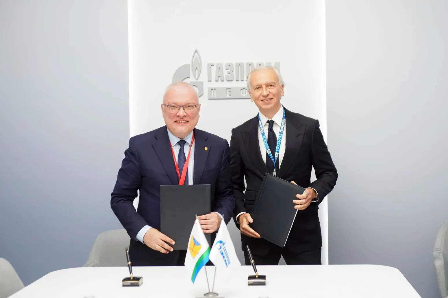 Еще одно соглашение на полях ПМЭФ заключили с «Газпром нефтью».