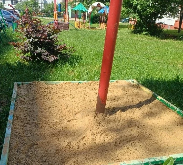 🏡 О выполненных работах по благоустройству 13.06.2026 Вильямса 16

 - наполнение песочницы песком
 