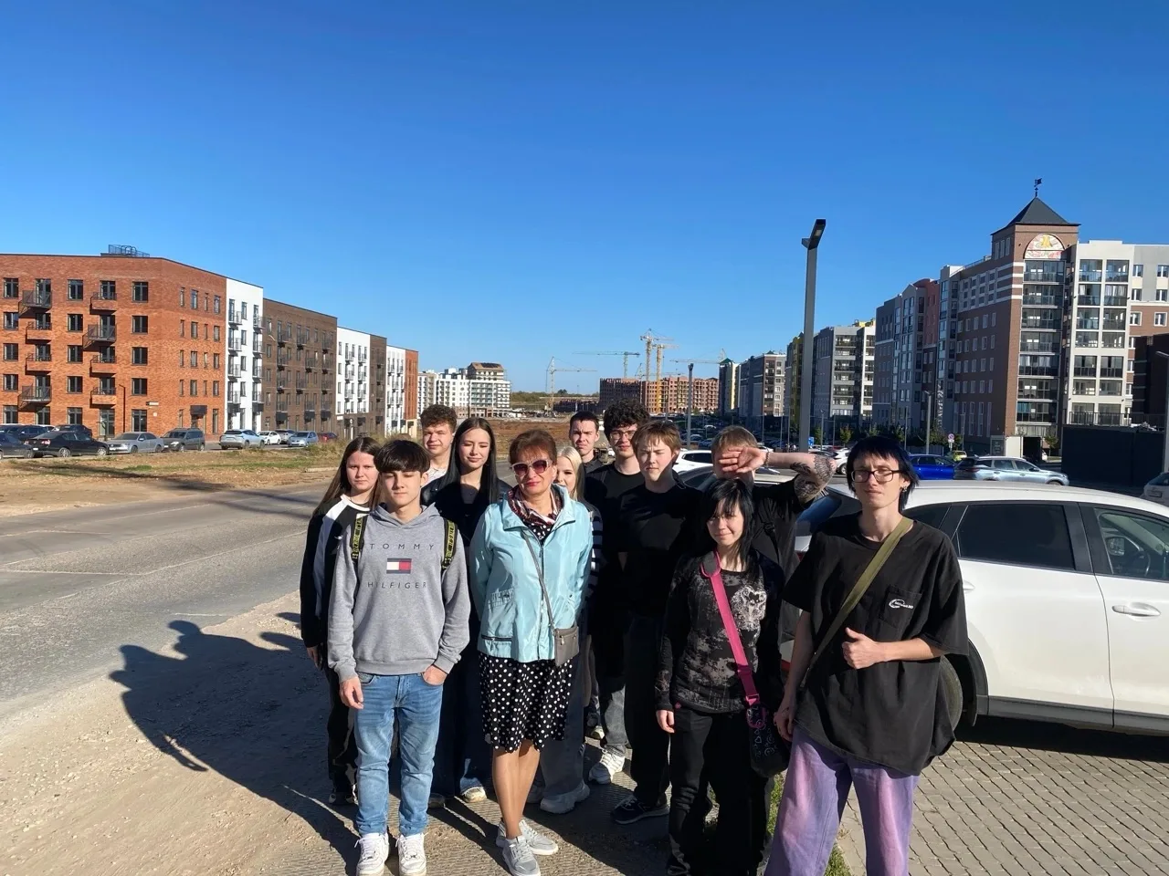 ☀️ Пока стоят солнечные дни, студенты гр. 521 не сидели в аудитории!