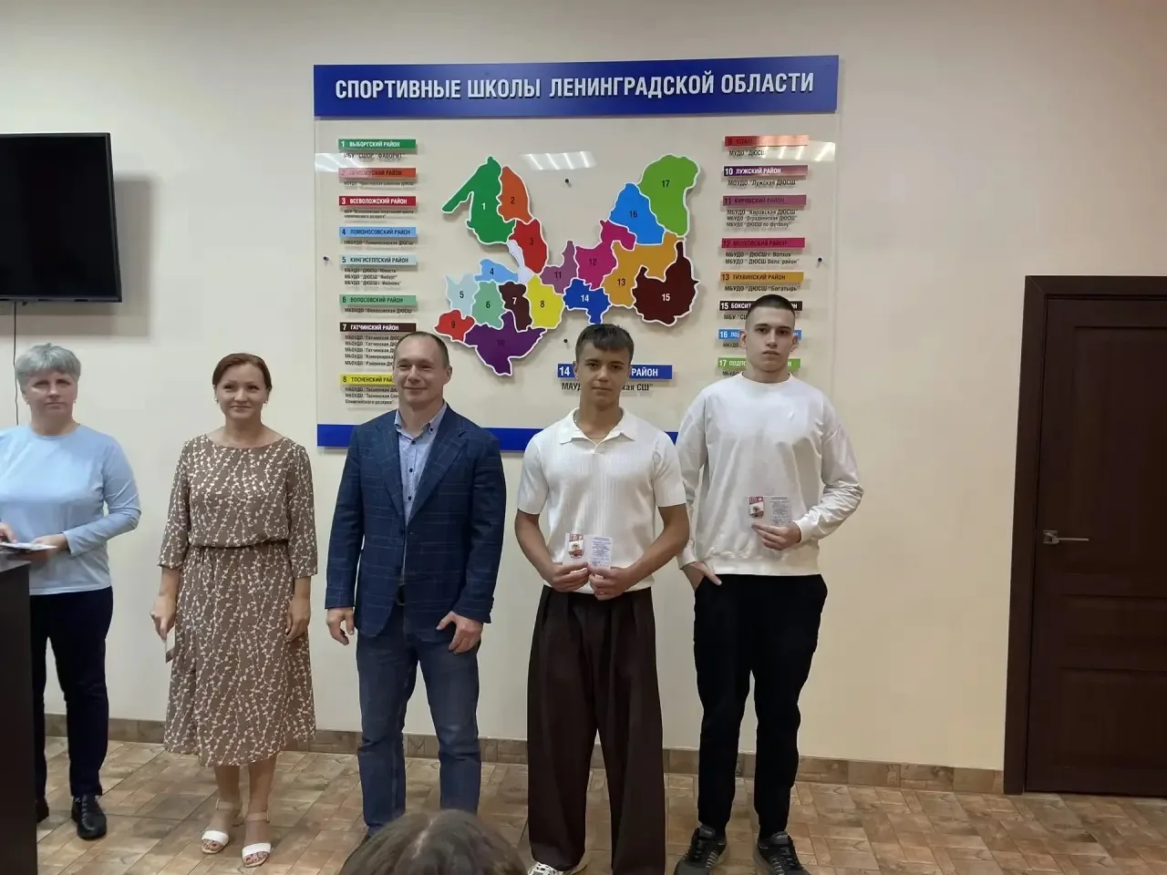 🏆Золотой знак ГТО — вершина достижений 
 
🥇Золотой знак отличия ГТО — мечта многих участников комп