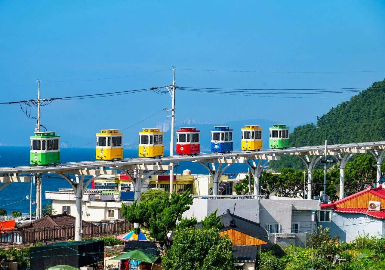 Sky Capsule в Пусане, Южная Корея 🇰🇷  🔹 Sky Capsule - двухкилометровая трасса, по которой в обе стор