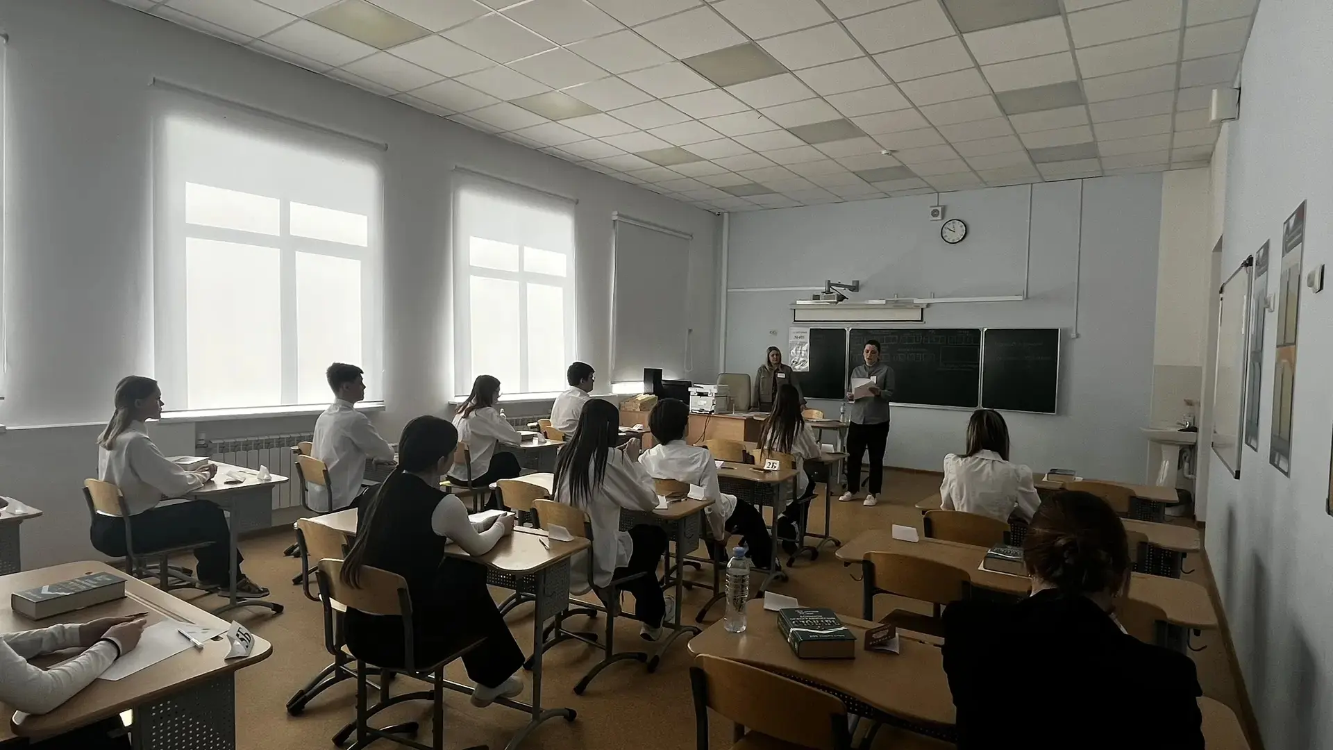 📚 Более 9 тысяч девятиклассников приняли участие в тренировочном экзамене по русскому языку    На пл