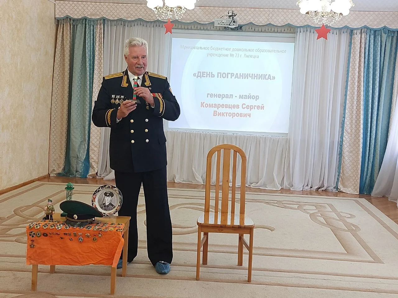 🎖️ В гостях у наших воспитанников — настоящий защитник Отечества!
