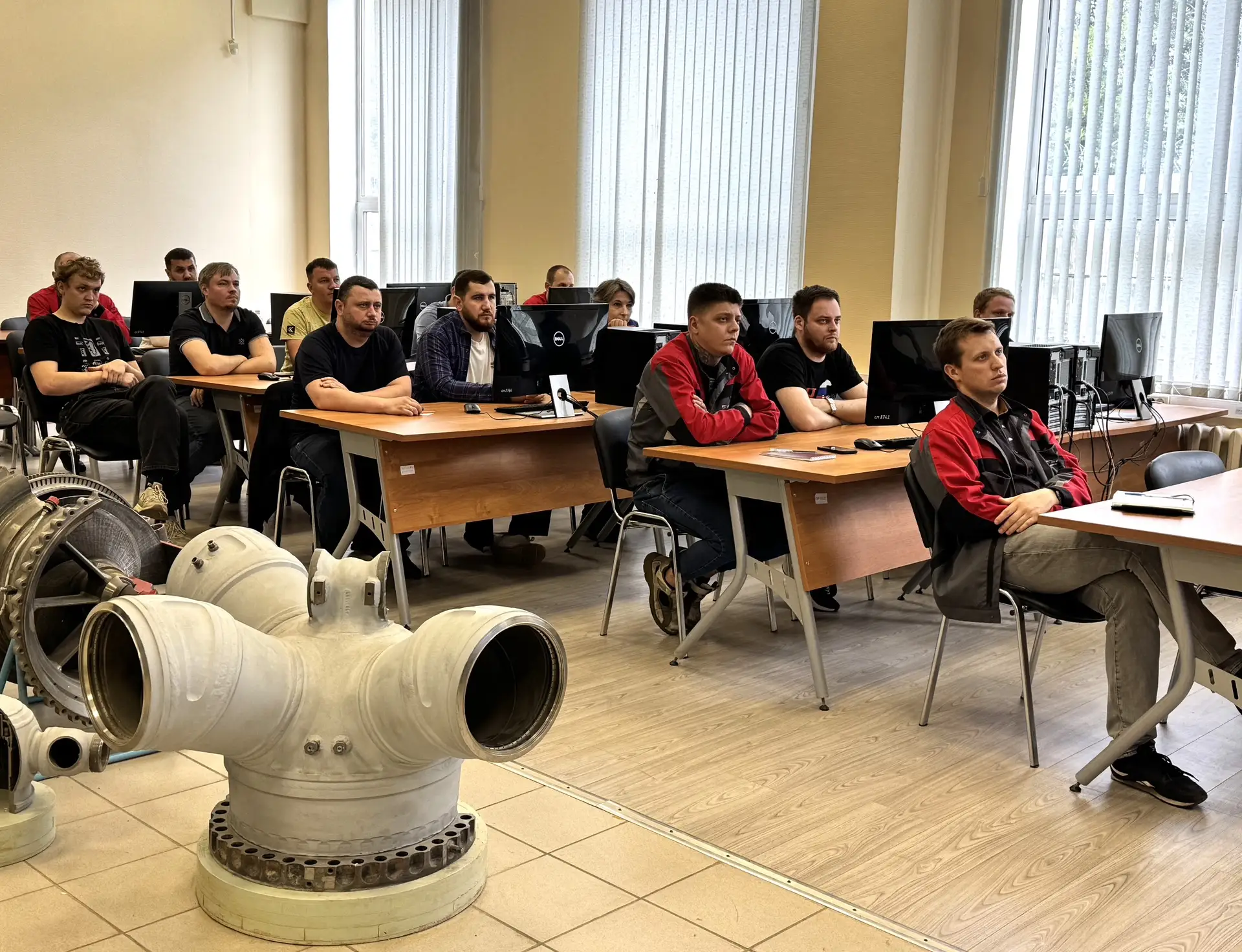 В НПО Энергомаш возобновила работу «Школа мастера»
 
После пятилетнего перерыва в АО «НПО Энергомаш»