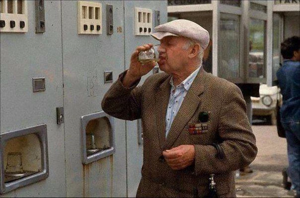 Последние советские аппараты с газировкой, 1990 г.