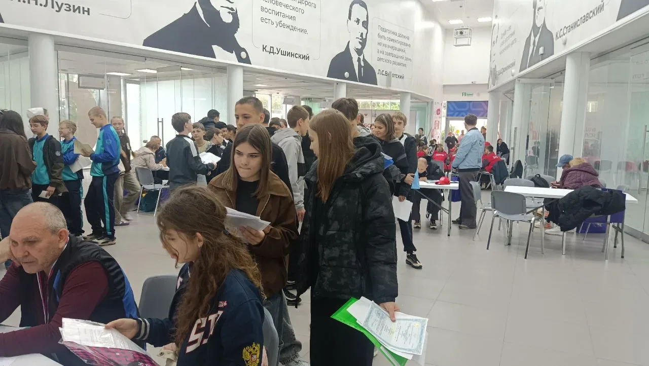 💥 Макеевские спортсмены из "ФОРТУНЫ" покоряют "Смену": старт Всероссийских игр! 💥  🤗 Юные спортсмены