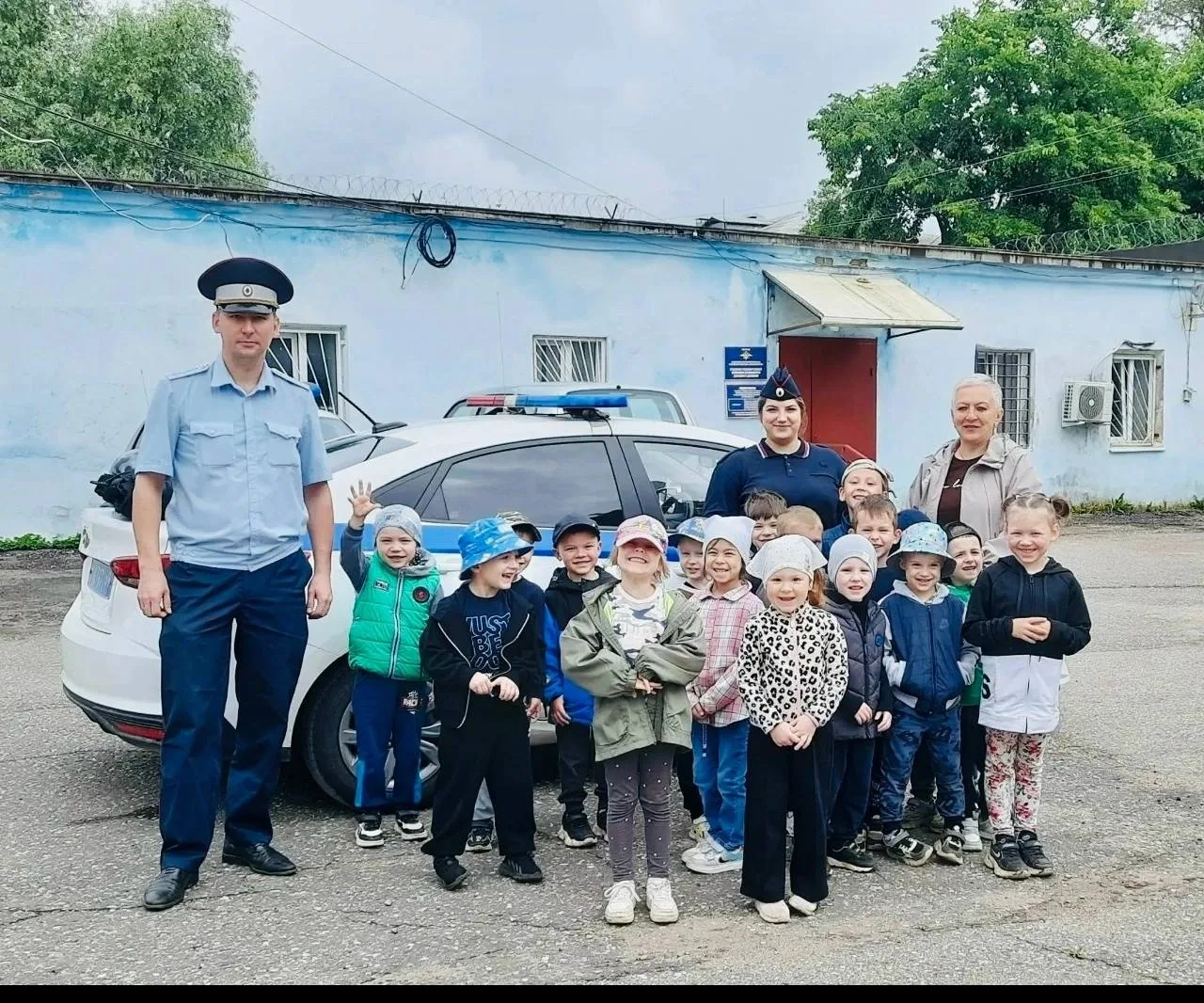 В Лихославле прошла экскурсия для детей в отделении Госавтоинспекции.