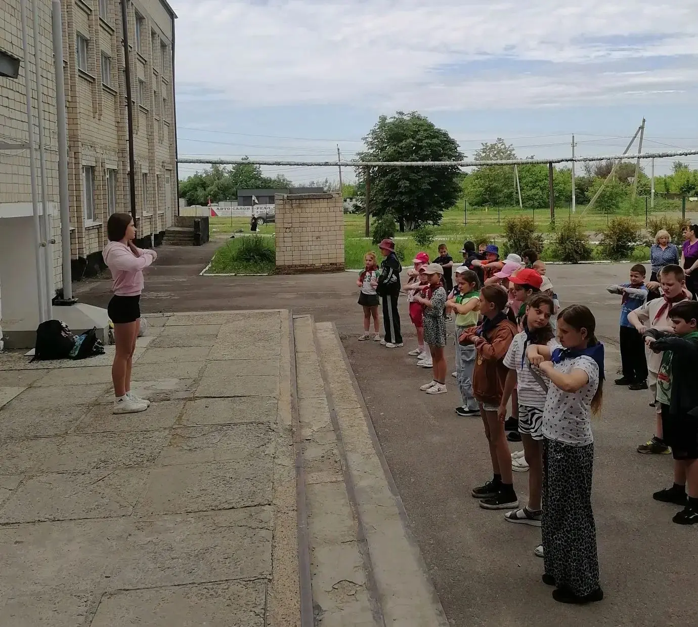 Четвертый день в пришкольном летнем лагере «Планета здоровья» начался с бодрой зарядки ...