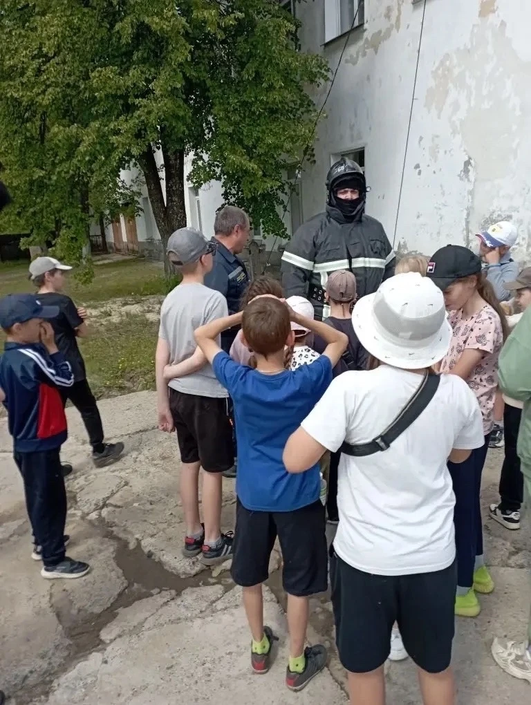🔥 А вы когда‑нибудь заглядывали в гости к пожарным?