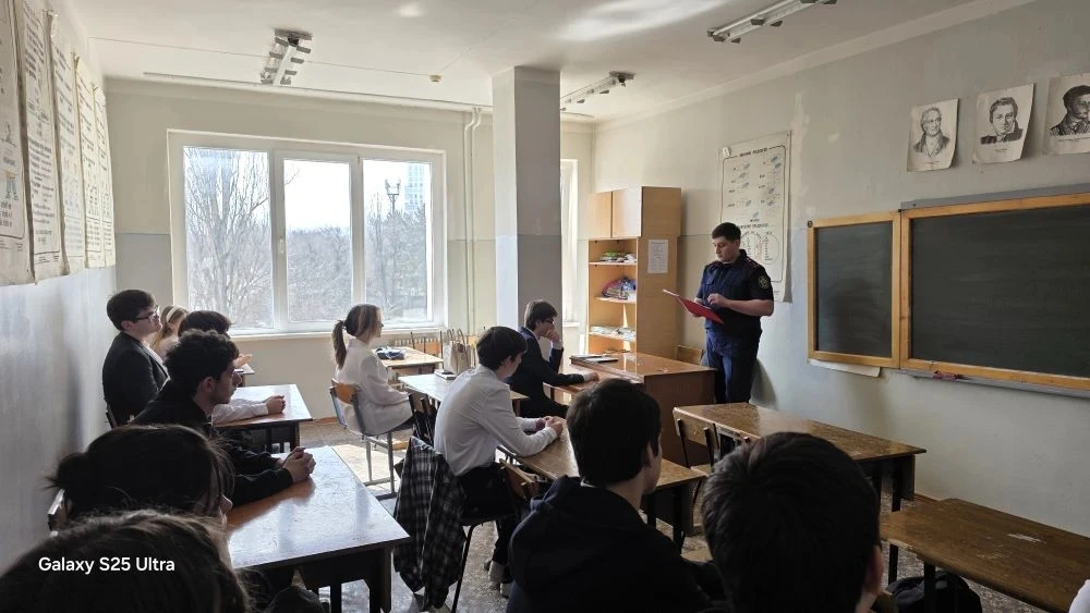 В нашей школе открыт кадетский класс Следственного управления Следственного комитета РФ по КБР.  Сот