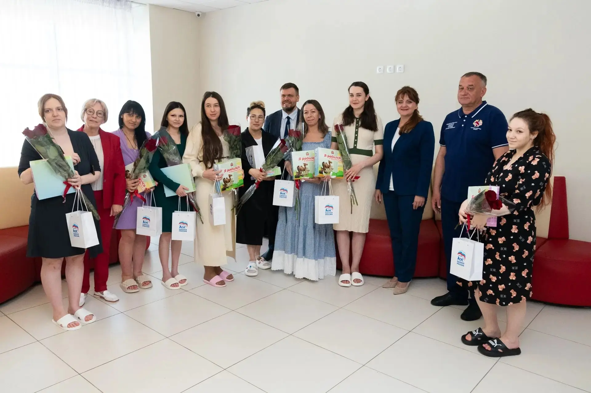 В Оренбуржье стартовала добрая традиция для мам ❤️   По инициативе губернатора Евгения Солнцева в пе