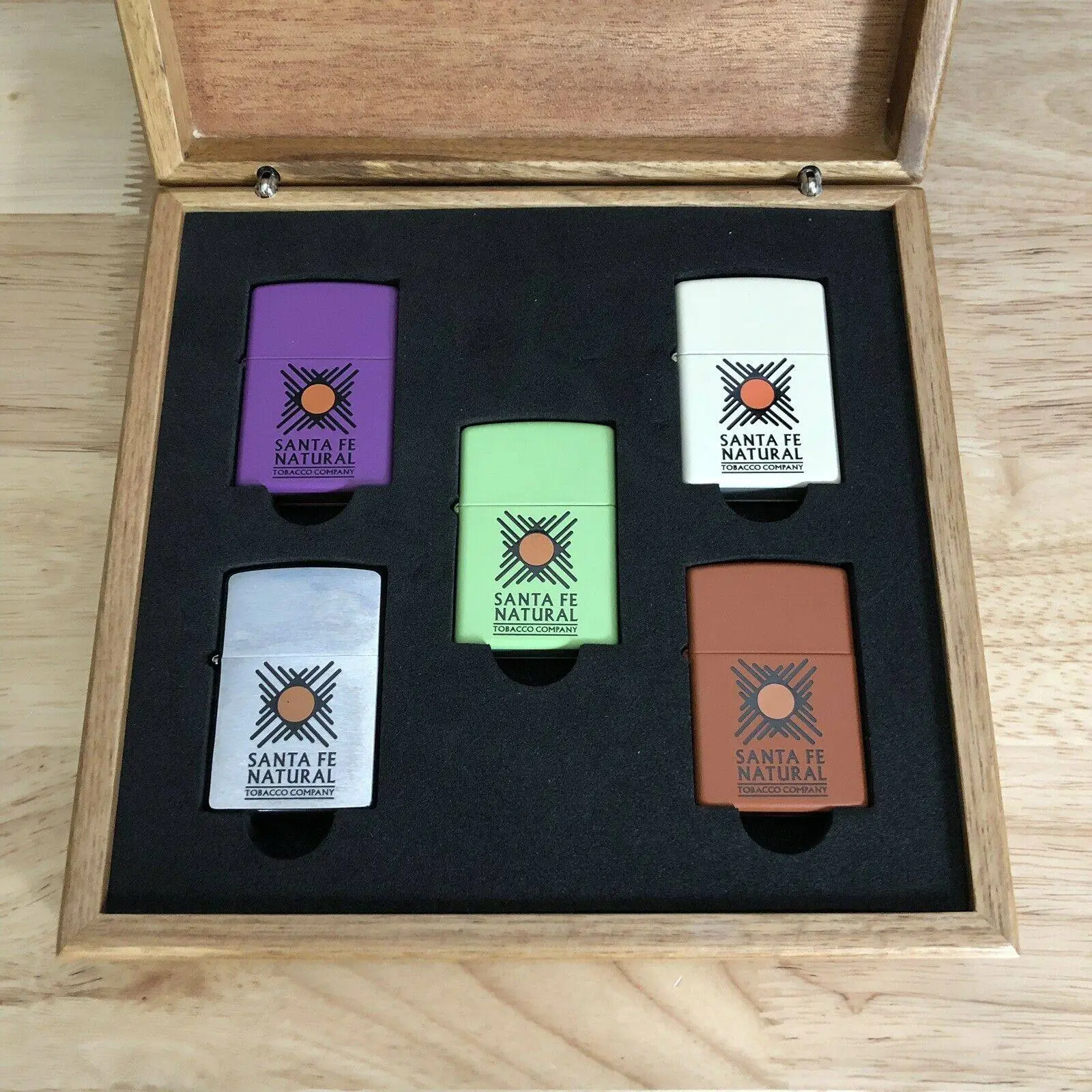 Zippo "Santa Fe Natural Tobacco Company".
