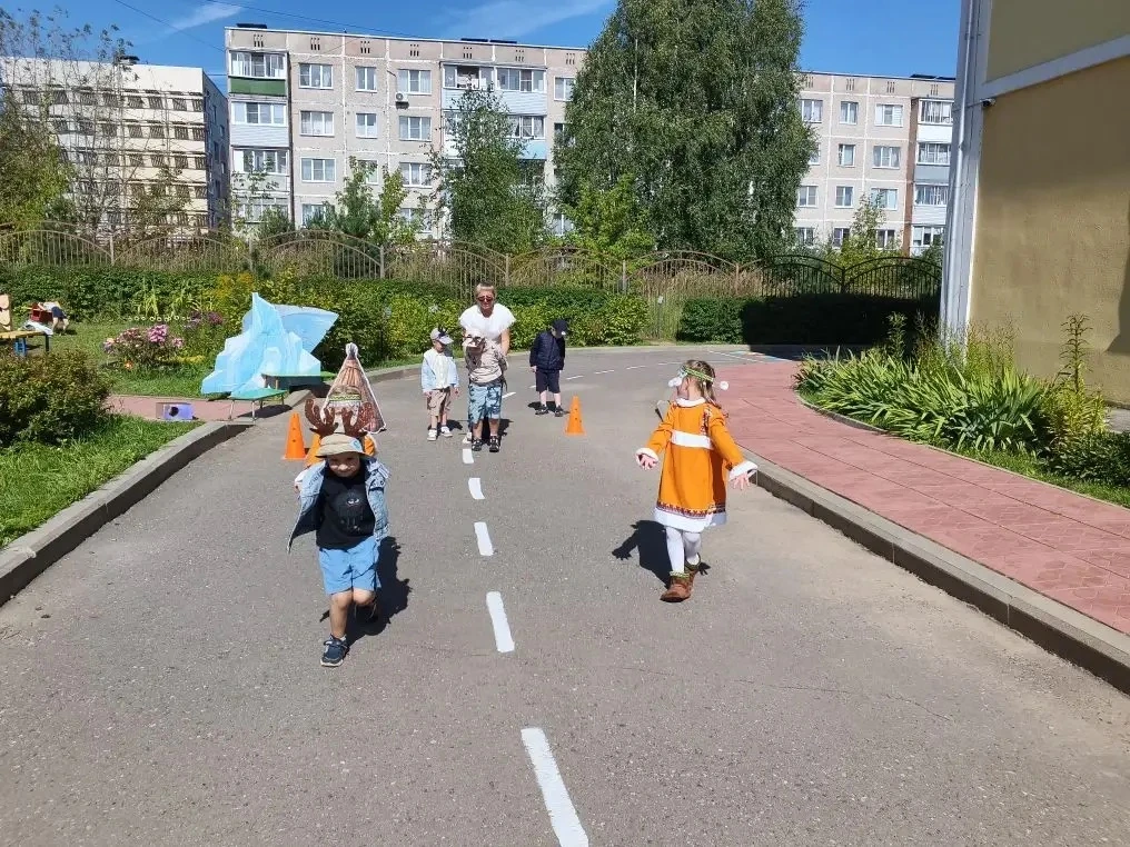В рамках фестиваля подвижных игр "Народное братство дороже богатства", приуроченного к ...