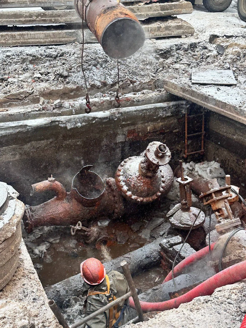 🔹Во время планового отключения водоснабжения в Ново-Савиновском районе повысили качество и надежност