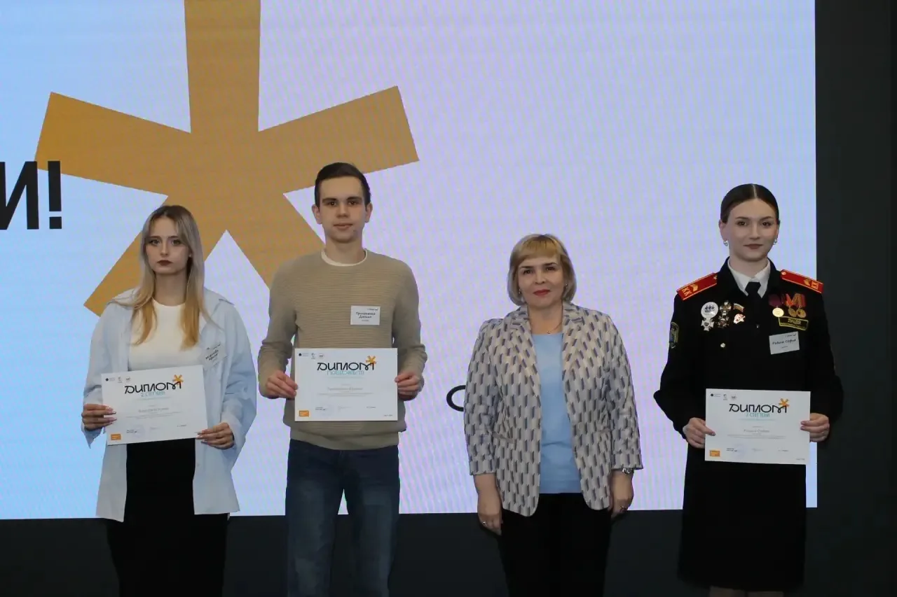 Ученик года - 2026 найден! В течение двух конкурсных дней 22 ученика из 17 школ Сургута соревновалис