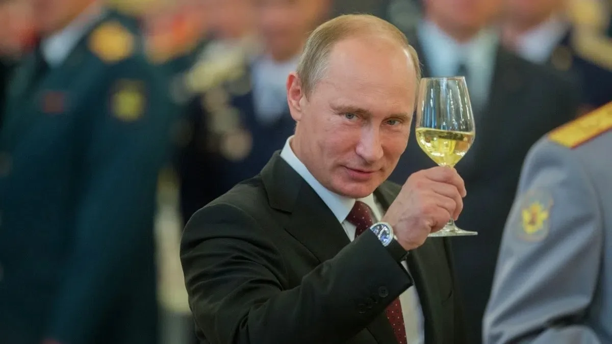 Сегодня 7 октября, а это значит… С днем рождения, Владимир Владимирович 🥳