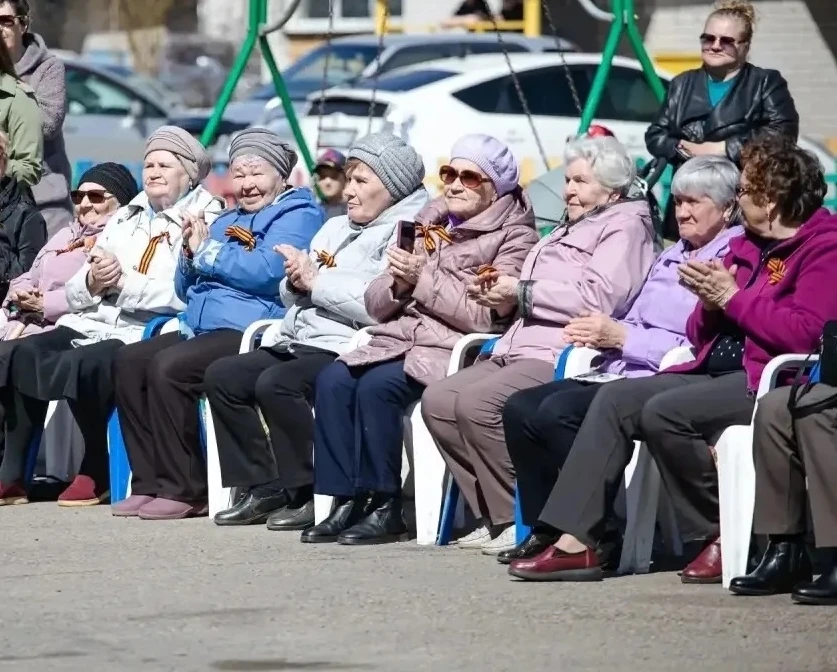 Победа одна для всех. Пока мы помним — мы живём. 🕊

7 мая в нашем Железнодорожном районе произошло 