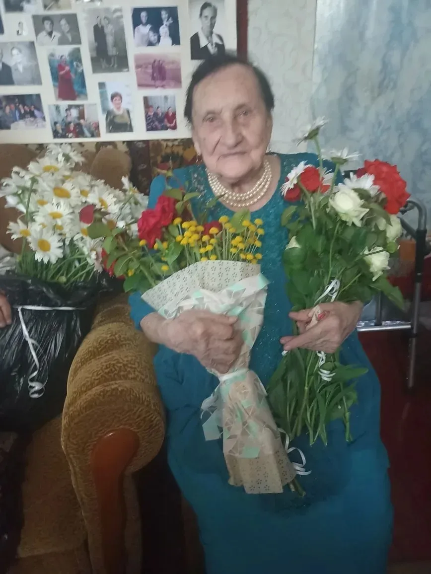 🎉 100 лет — целая жизнь, наполненная мудростью и добротой!
1 июля — особенная дата. Сегодня свой ве
