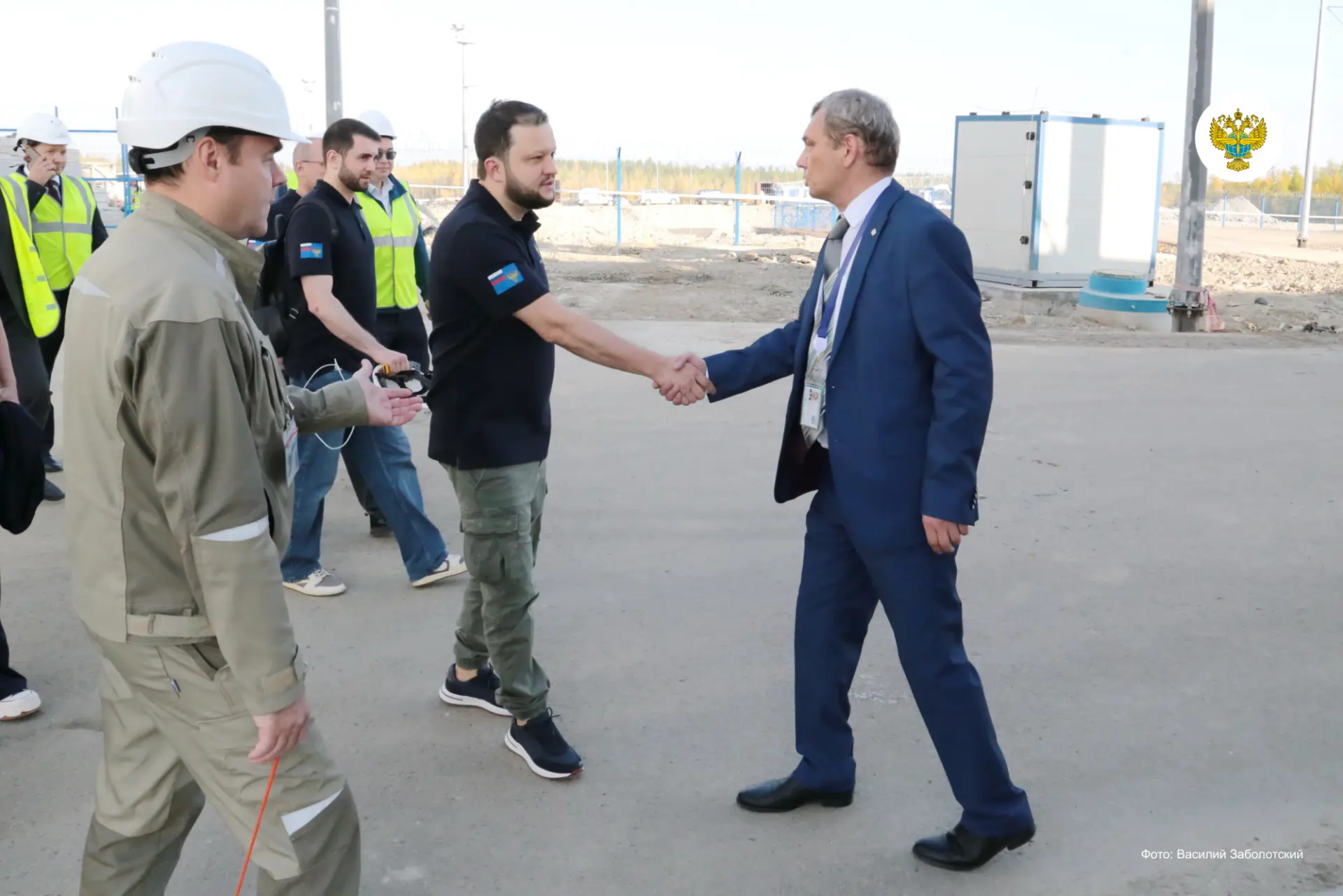 В ходе рабочей поездки в Якутию Дмитрий Ядров посетил аэропорты подведомственного Росав...