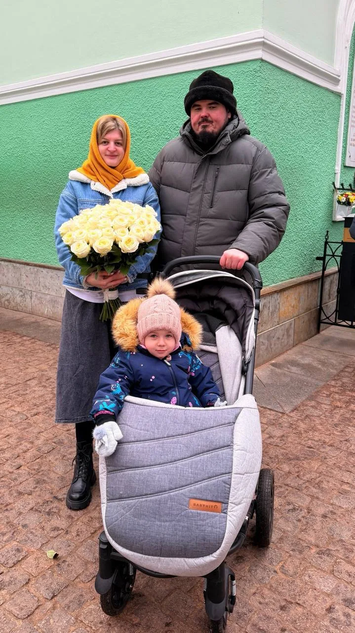 🔔ЗАПИСКИ БЛАЖЕННОЙ КСЕНИИ ПЕТЕРБУРГСКОЙ.

Еще весной мы запланировали поездку к святой Ксеньюшке. В