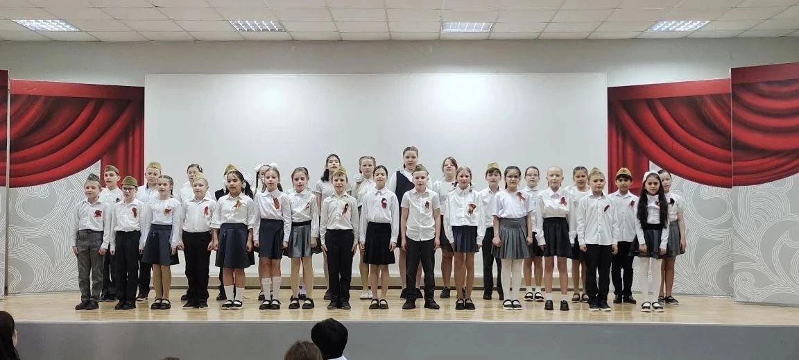 🎶 Смотр хоров  ⚡ В преддверии великого праздника, Дня Победы, в нашей школе состоялся традиционный с