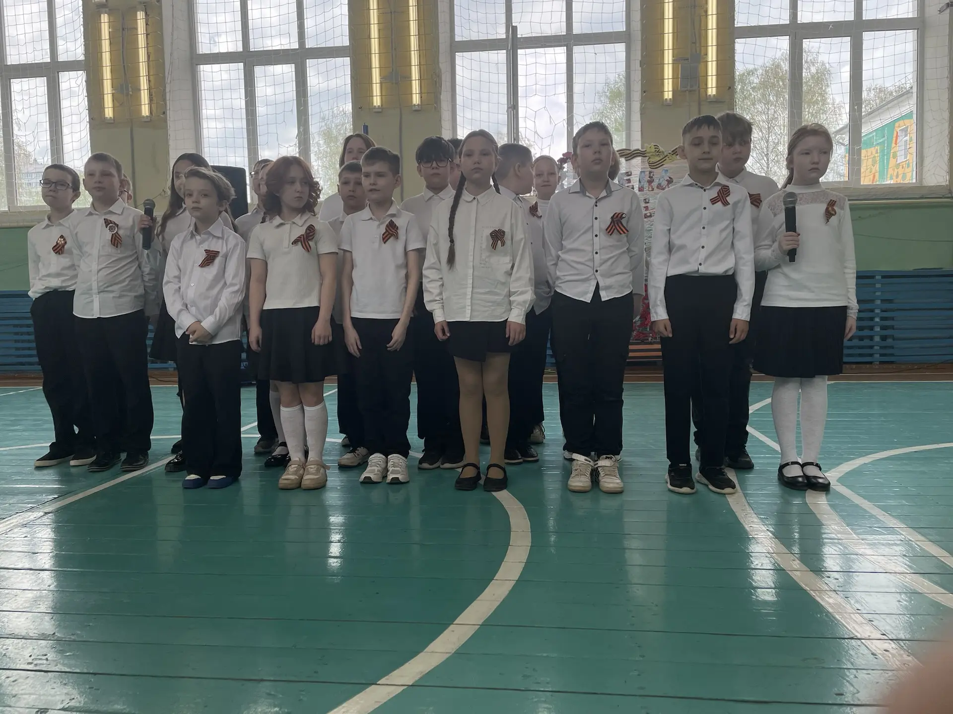 🎗Сегодня в нашей школе прошёл трогательный концерт «Письма с фронта», посвящённый 9 Мая. Это был не 