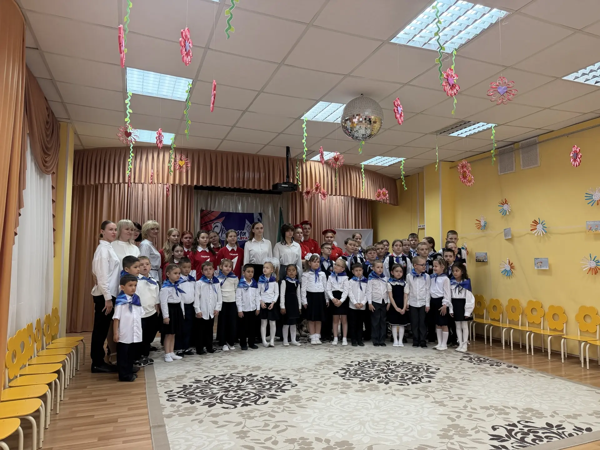 🪽 Большая семья «Орлят» растёт: наши ученики в гостях у дошколят! 🦅🐣