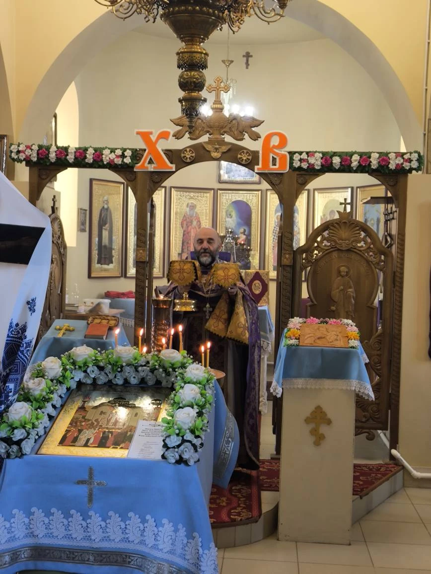 Праздничная Божественная литургия в с. Заглядино