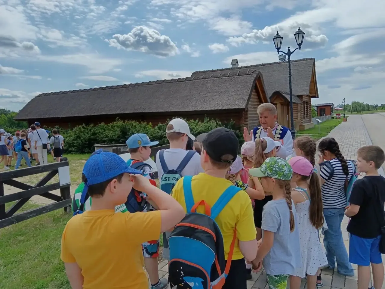 🎒 Лагерные хроники: каникулы на полной мощности!
Пока школа отдыхает от уроков, наш лагерь живет на