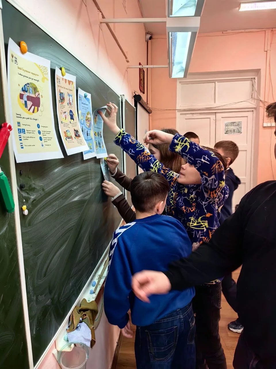 В нашей школе прошла Неделя безопасности «Безопасным дорогам скажем ДА!»    🚦 С 10 по 13 марта 2026 