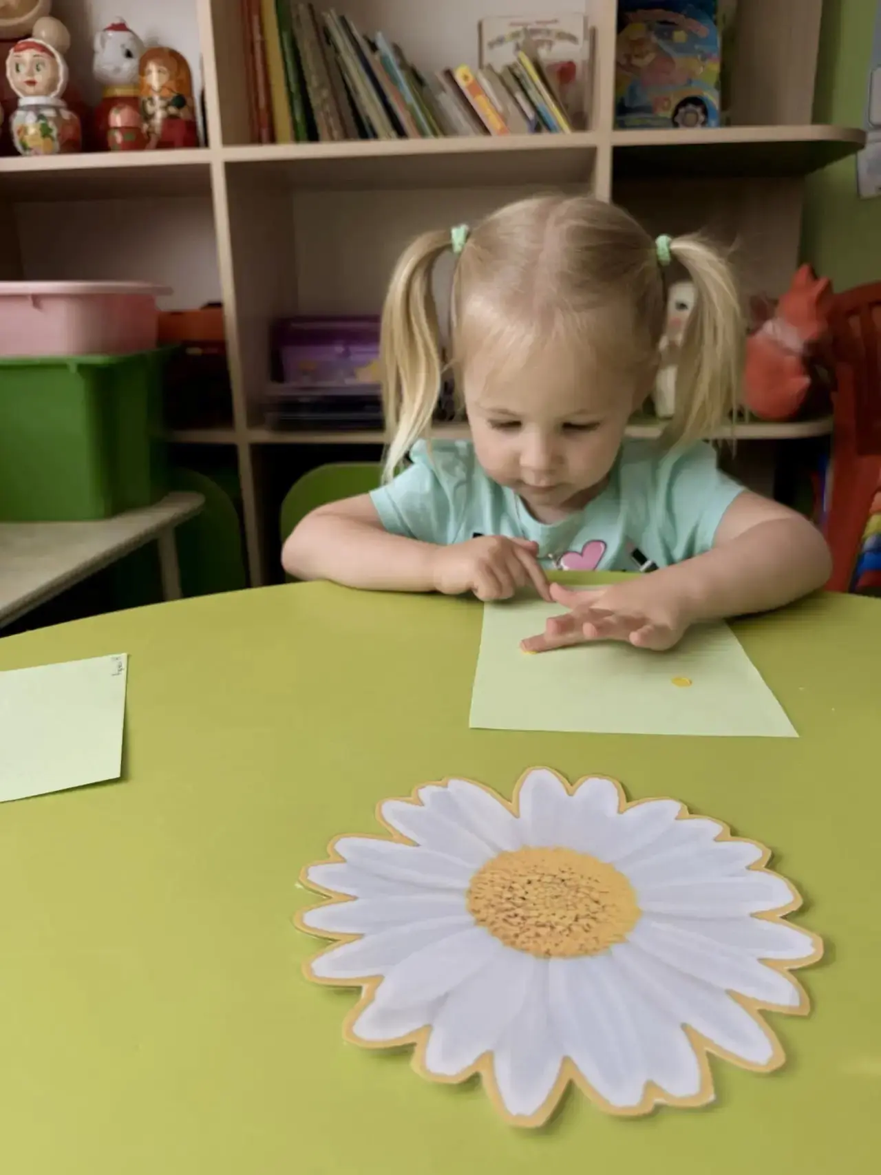 Сегодня, 24 июня, в России отмечается День Ромашки🌼🎉🤗

Ромашка — это не просто красивый полевой ц