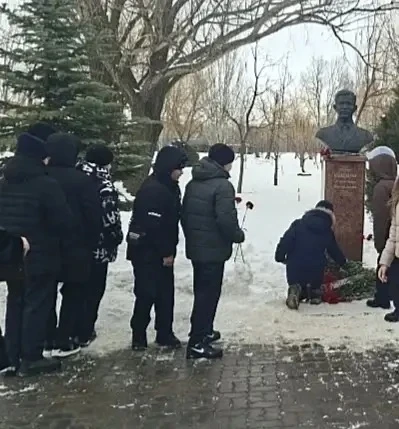 🇷🇺 26 лет назад бессмертный подвиг на высоте 776 совершили бойцы 6-й роты.  Сегодня, в День памяти, 