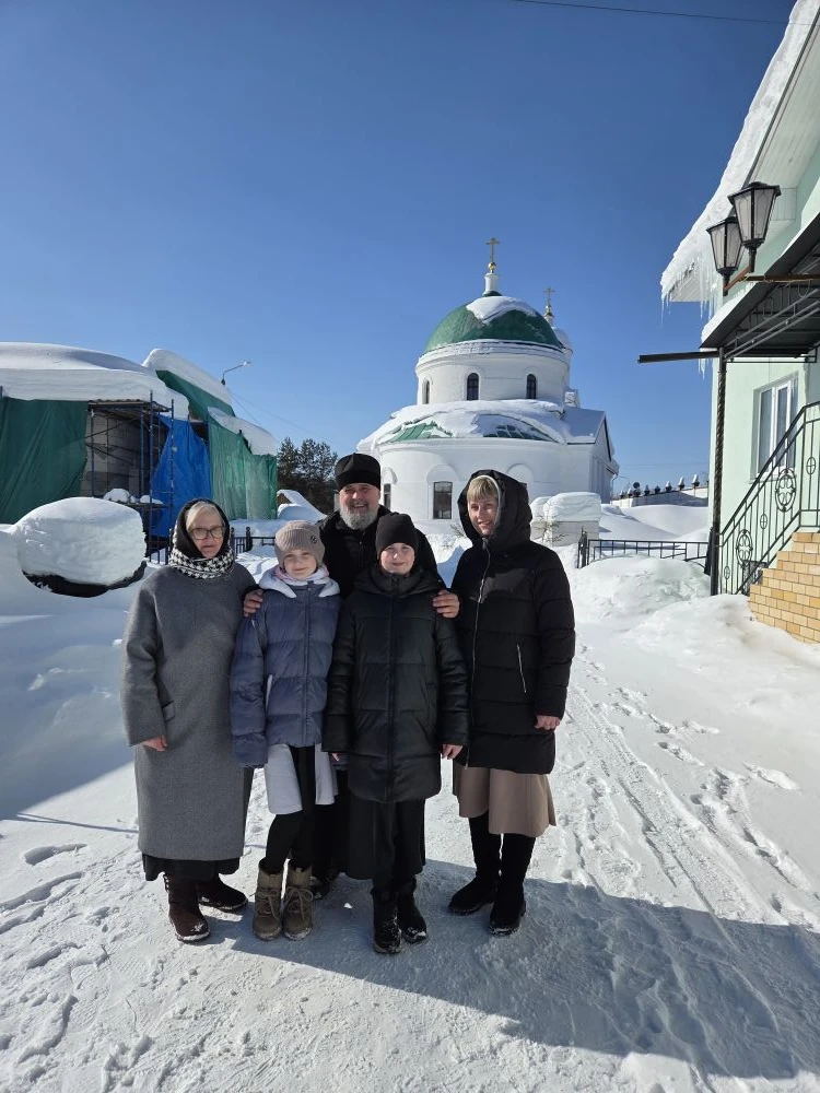 «Кто отлучит нас от любви Божией: скорбь, или теснота, или гонение?» (Рим. 8:35), – задается вопросо