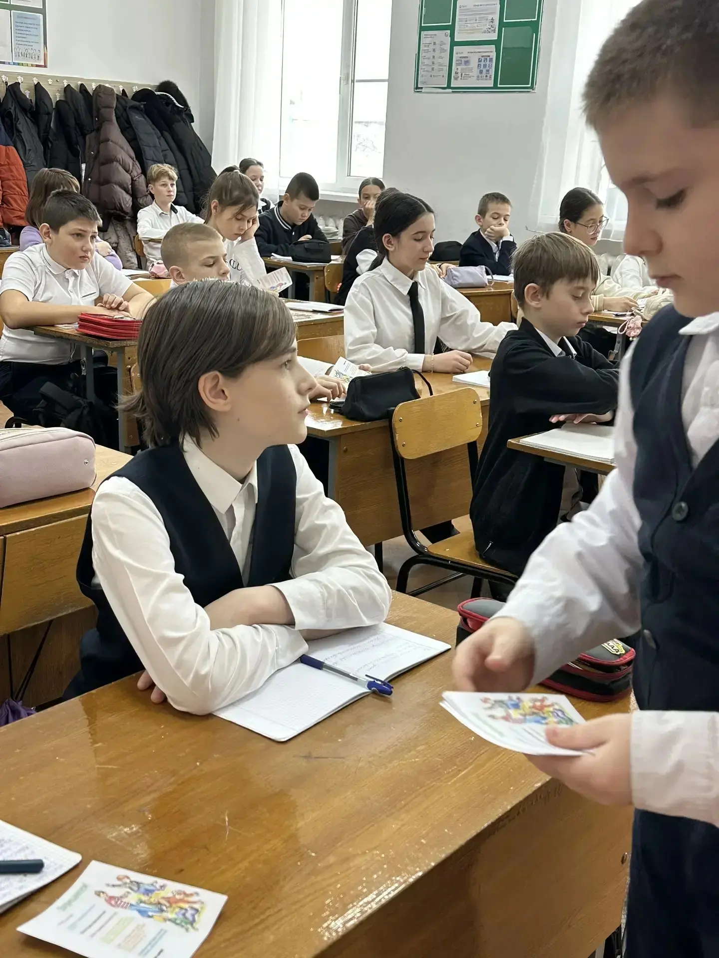 В начале третей четверти социальным педагогом школы Калайчиди  К. Г. были проведены циклы профилакти