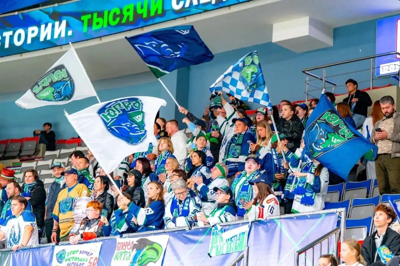 🏒 Школьный спортивный клуб «Стимул» на открытии 17-го сезона ВХЛ.