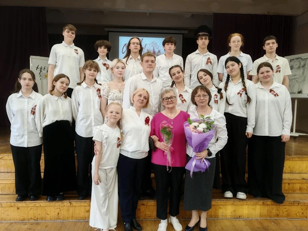 Дорогие друзья! 7 мая состоялся традиционный для нашей школы спектакль о Великой Отечественной войне