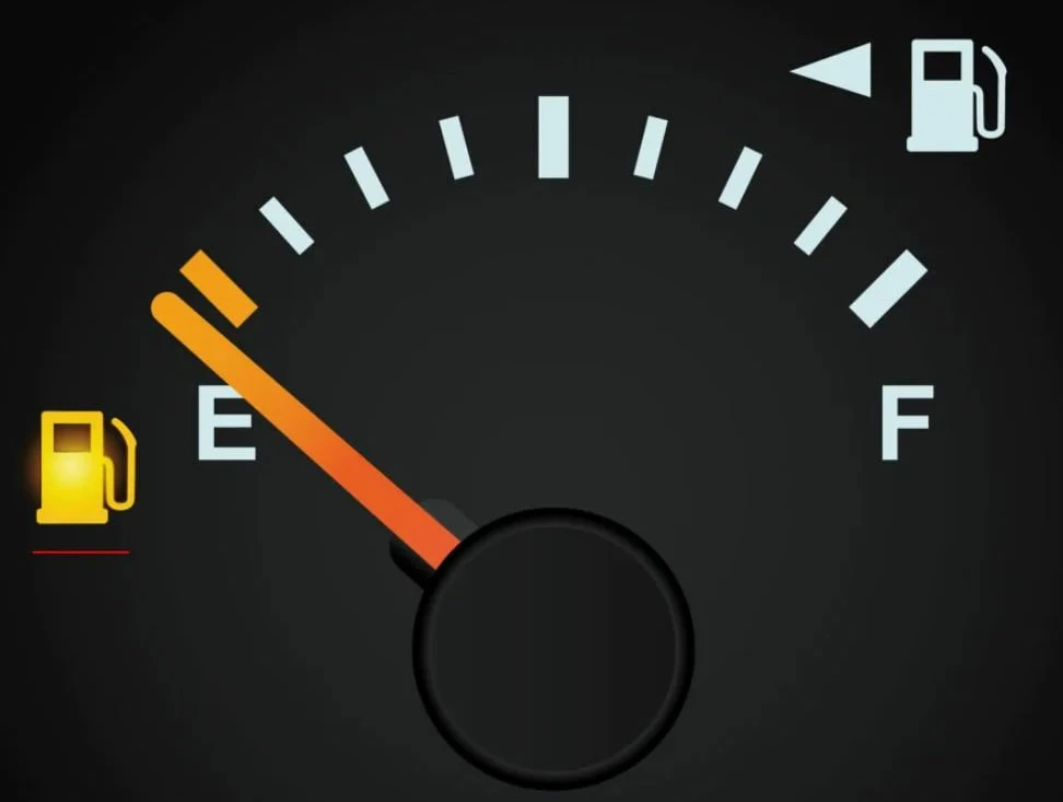 ⛽️ Топливо на нуле? Ошибка, которая может закончиться эвакуатором