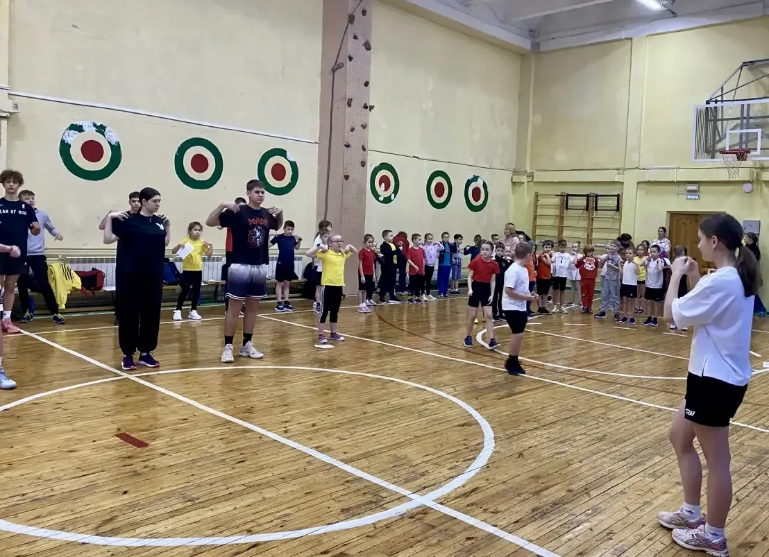 Наши обучающиеся продолжают участие в сдаче норм ГТО 🏃‍♀️‍➡️🏃‍♂️‍➡️  🤾31 января в стенах нашей школы